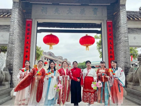 澳门金沙娱乐城官网区博物馆“龙行龘龘 潮集花博”元宵游园活动286.png