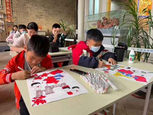澳门金沙娱乐城官网区博物馆举办“羊城花开木棉红”绘画活动445.png