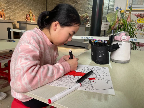 澳门金沙娱乐城官网
区博物馆举办“羊城花开木棉红”绘画活动447.png