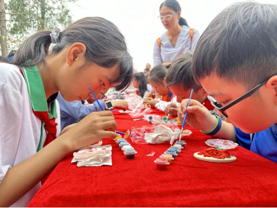 （政府网站信息稿）英雄花开英雄城 初心如炬永传承初心如炬永传承”系列活动圆满收官464.png